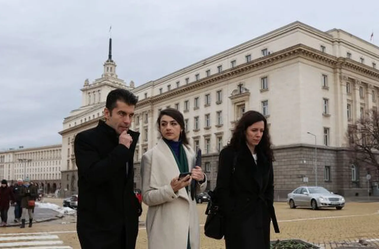 Прокуратурата вика на разпит Кирил Петков и Лена Бориславова