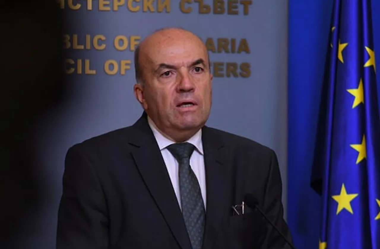 Николай Милков: Хибридните атаки се използват за политически дивиденти