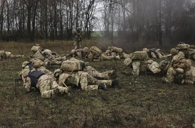 „Това е маратон, а не спринт“: Украинските военни не вярват в бърз мир с Русия