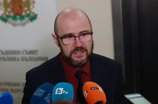 Андрей Янкулов подготвя предложение за образуване на дисциплинарно производство срещу Русинова