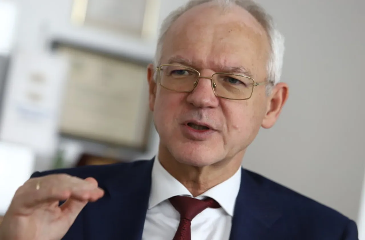 Васил Велев очаква бюджетен дефицит до 5% от БВП до края на 2026 г. при планирани 3%