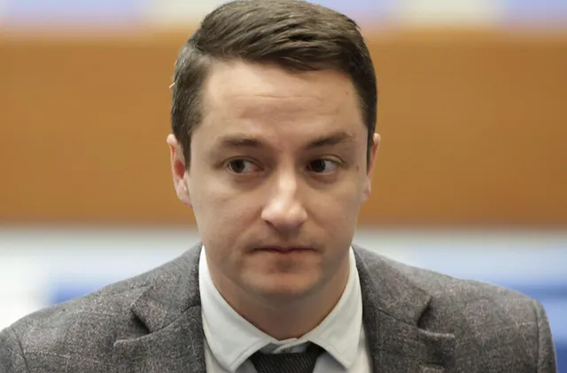 ДЕПУТАТ БЯГА ОТ ПОЛИЦИЯ! Явор Божанков не спря на сигнал в Горна Оряховица, случаят вече е в СГП