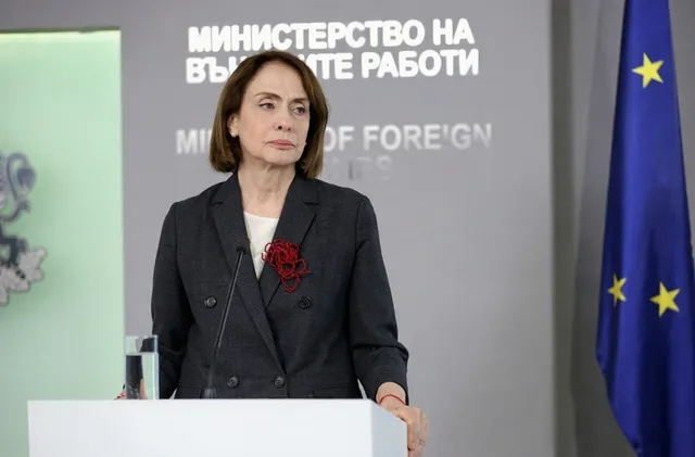 Надежда Нейнски: Мирът с Иран зависи от ядрената програма и Ормузкия проток