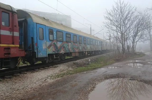 НКЖИ намалява скоростта на влаковете между Горна Оряховица и Дъбово заради свлачищата