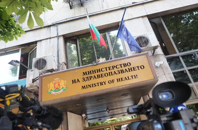Няма случаи на антракс у хора у нас: Здравните власти с важни предупреждения