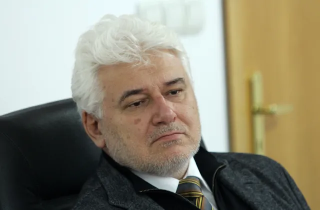 Проф. Киров: Радев има варианти за кабинет, но коалиция с ПП-ДБ звучи несериозно