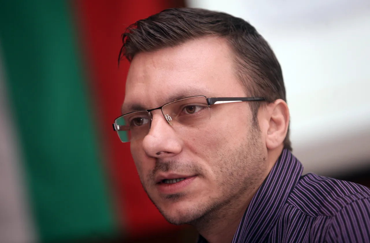 Районният съд с разпоредително заседание срещу Станимир Хасърджиев и още трима души