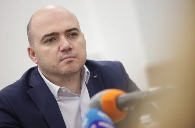 Министърът на туризма Илин Димитров разпореди мащабна проверка в Министерството на туризма