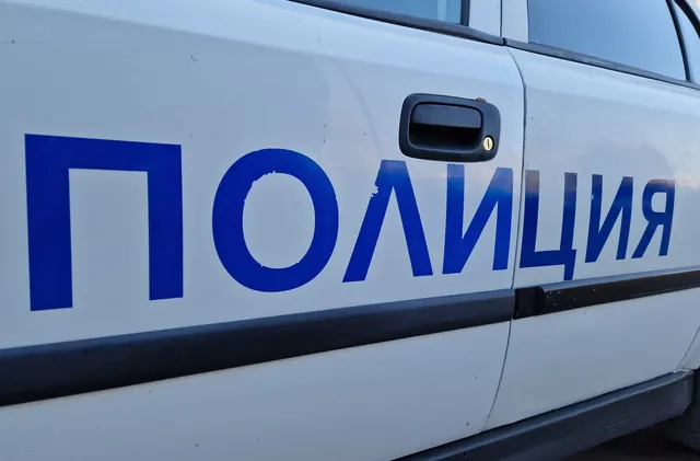 Дрогирани шофьори и непълнолетен беглец задържани във Варненско