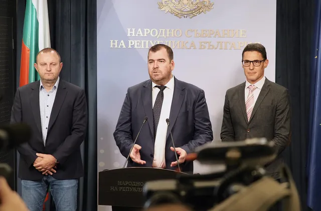 „Прогресивна България“ предлага законови мерки срещу високите цени на храните (СНИМКИ/ВИДЕО)