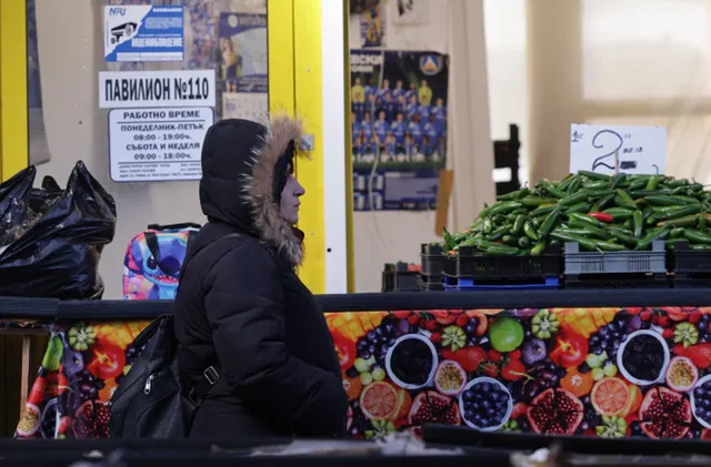 Пир по време на чума или врата в полето: Двойно повече глоби и "справедлива цена" на пазара