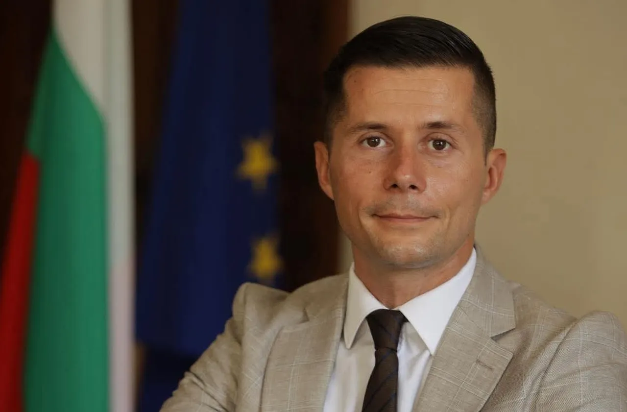 "Държавата не е подготвена“: Кметът на Царево поиска спешно създаване на Министерство за бедствията и авариите