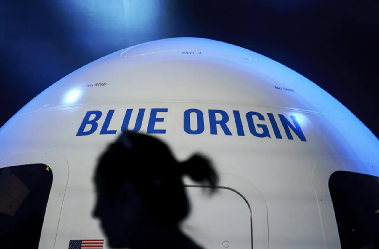 Ракета на Blue Origin избухна по време на тест в Кейп Канаверал
