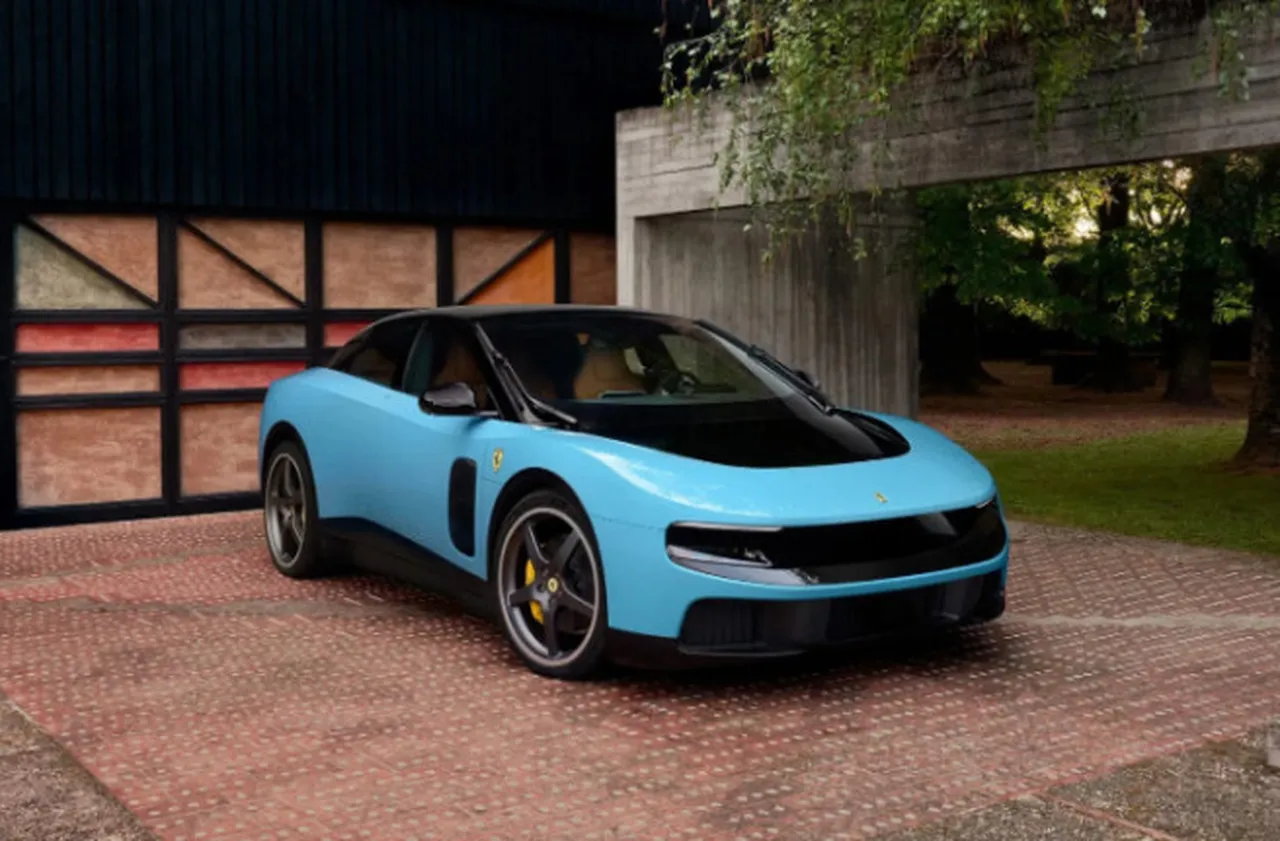 550 000 евро, за да приличаш на Nissan: Лавина от подигравки заля първото електро Ferrari