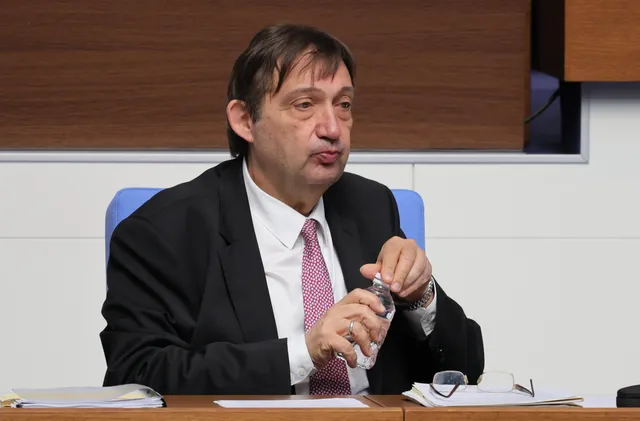 ИПБ сигнализира за спорна схема с 90 млн. евро за мантинели през МРРБ 
