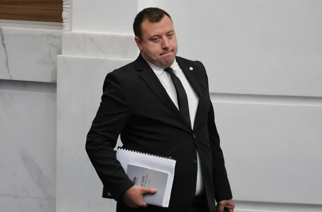 „Възраждане“ с обвинения за политически натиск върху МВР 