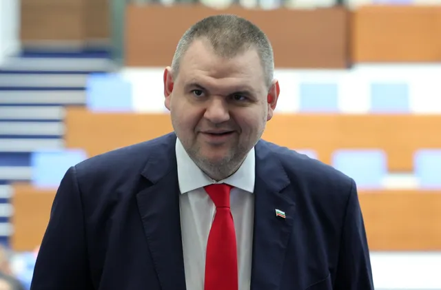 ДПС се разпада в Нови пазар: масово напускане на структурата