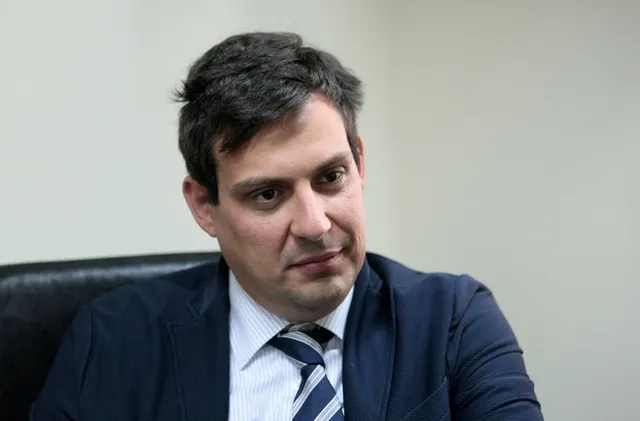 Горивата в България поевтиняват за поредна седмица 