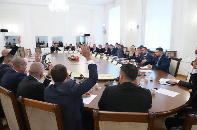 Депутатите одобриха нов държавен дълг от 3,8 млрд. евро 