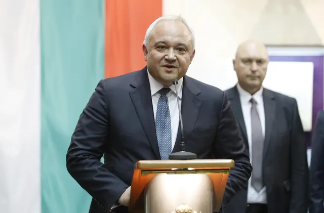Адвокатът на Пеевски сезира прокуратурата срещу Демерджиев