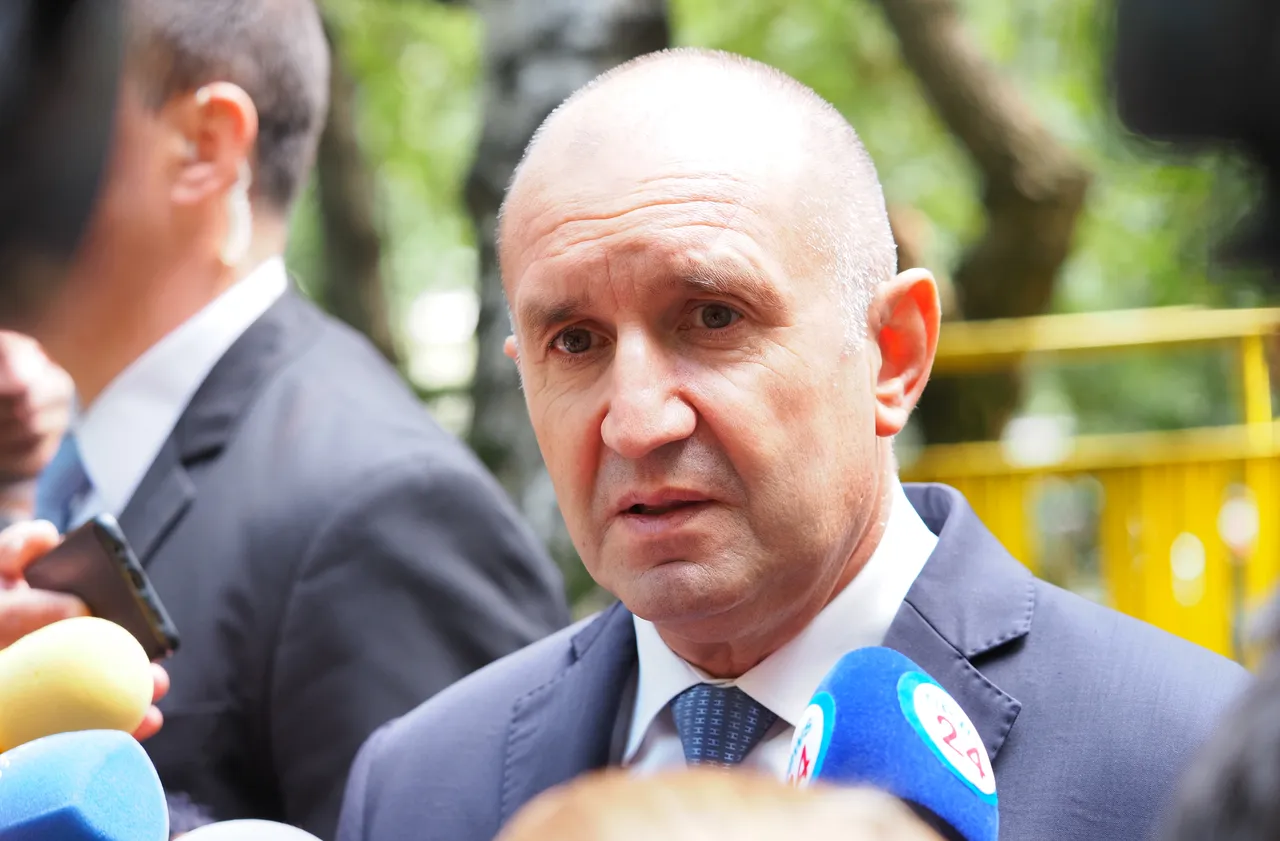 Румен Радев ще наложи вето върху санкциите срещу Русия