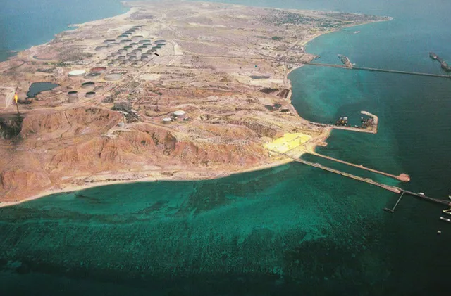 САЩ временно разрешиха продажбата на ирански петрол