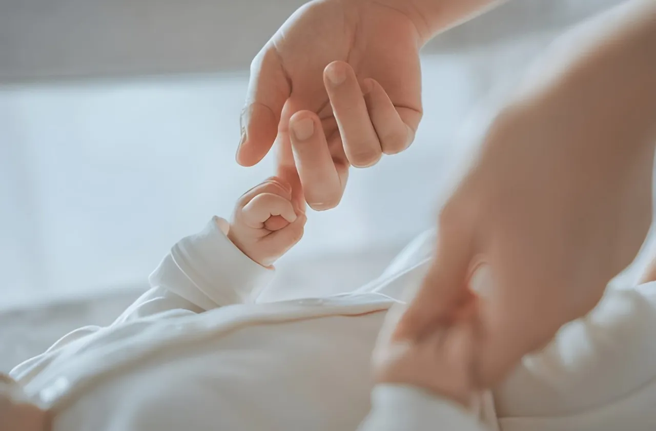 Родители поискаха да кръстят бебето си с непроизносимо име