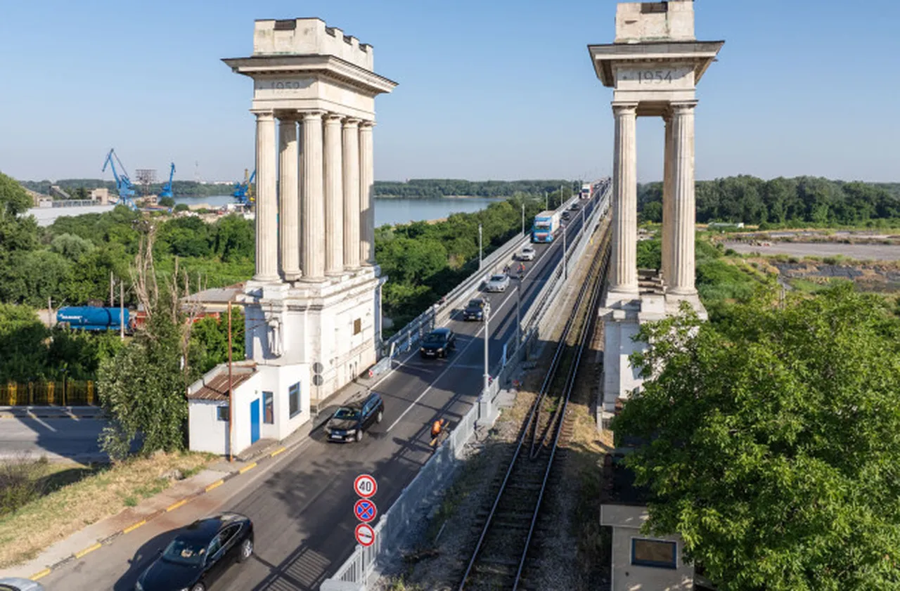 Пускат Дунав мост след ремонта, трафикът се отпушва