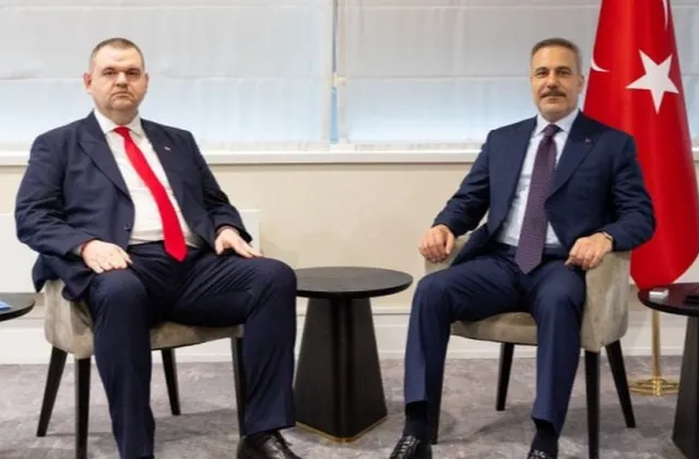 Пеевски се срещна с външния министър на Турция Хакан Фидан в София