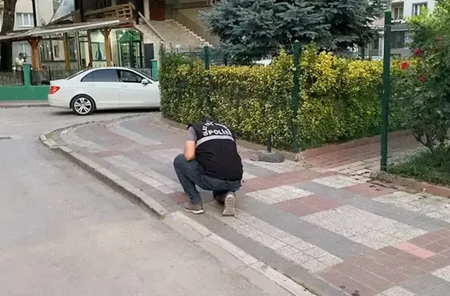 Простреляха 24-годишен мъж след скандал на улица в Бурса 