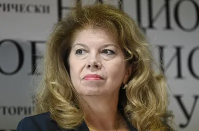 Илияна Йотова: Американските самолети в „Безмер“ не ни правят част от войната