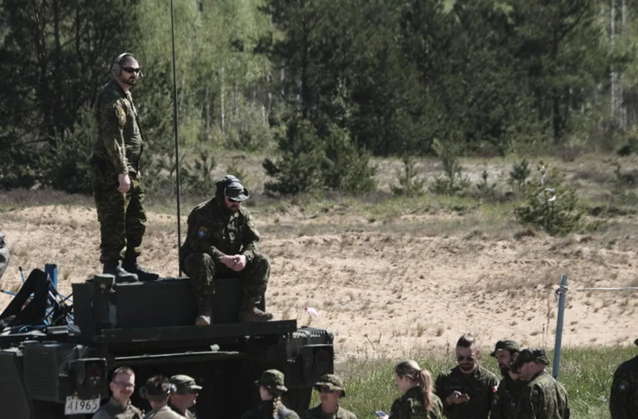 Латвийски военни стреляха предупредително срещу мигранти от Беларус