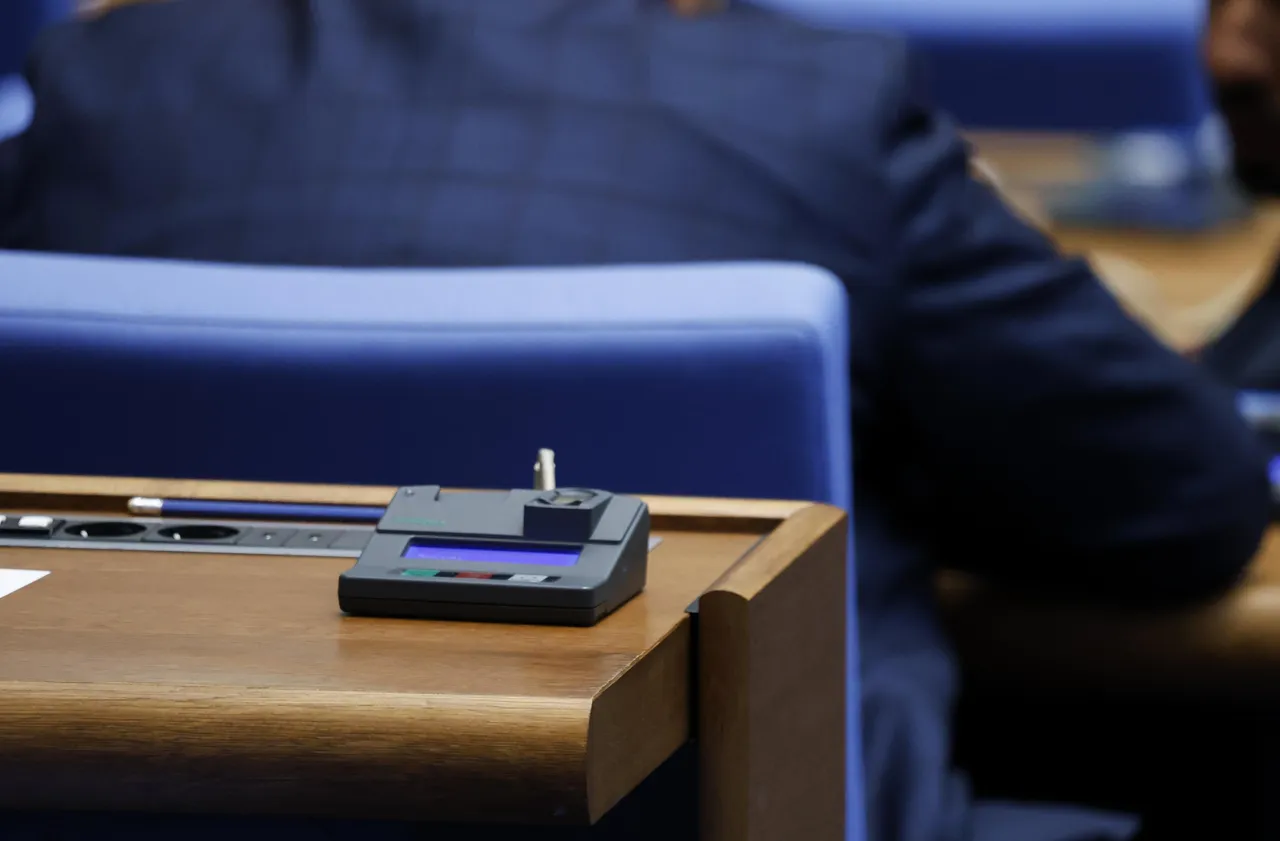 Парламентът прие бюджета на ДОО: Пенсиите растат, осигуровките се променят