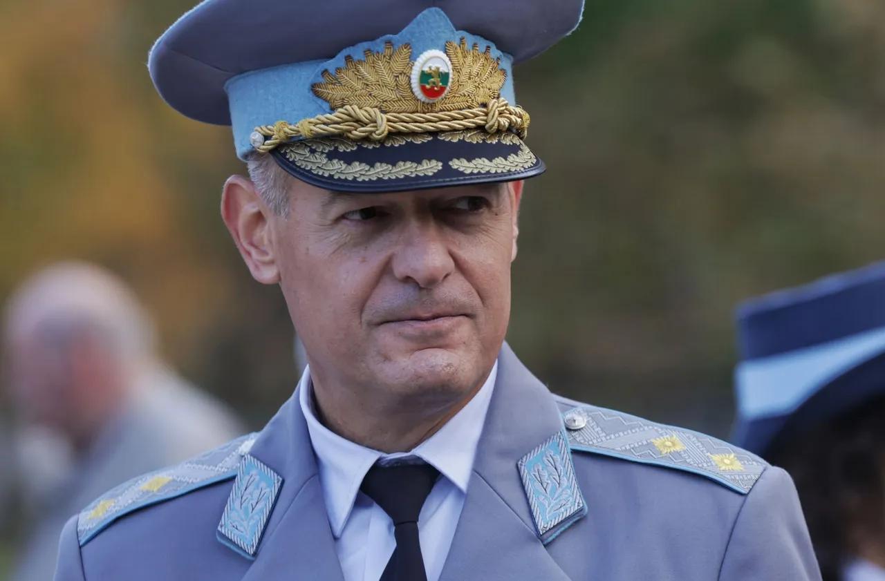 Ген. Николай Русев атакува Атанас Славов след въпрос за ВВС
