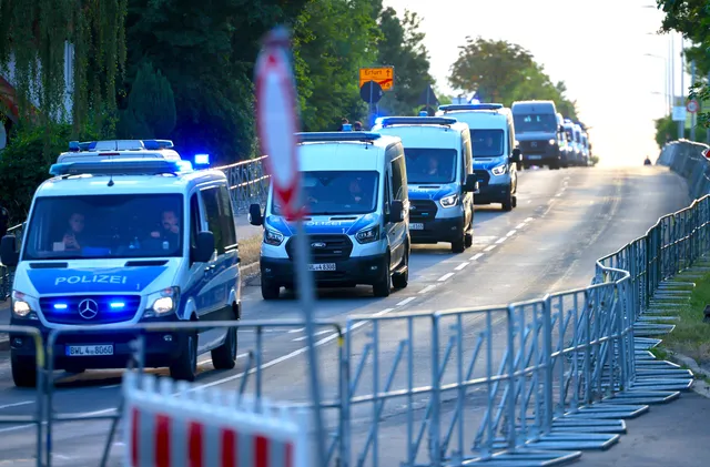 Кървава заложническа драма в германска банка 