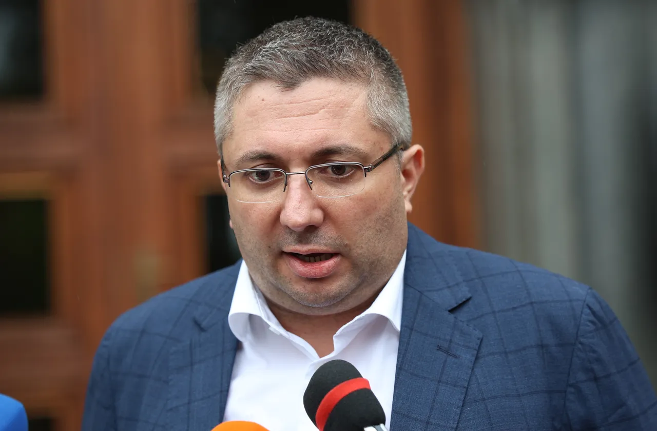 Нанков: Републиканските пътища се рушат от години