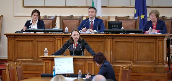 Депутатите одобриха връщането на Иван Иванов начело на КЕВР (ОБНОВЕНА)