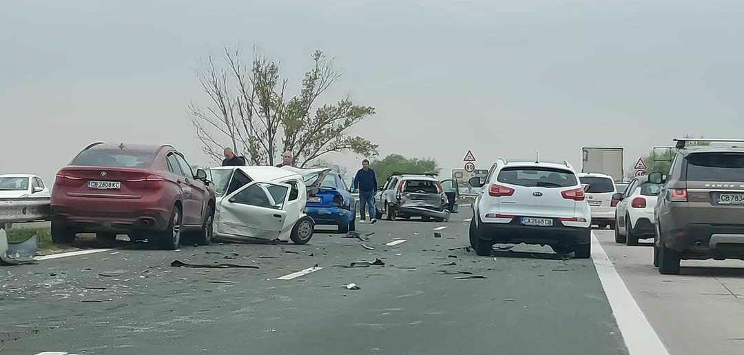 Тежка катастрофа на АМ Тракия между Пловдив и Пазарджик  Инцидентът е